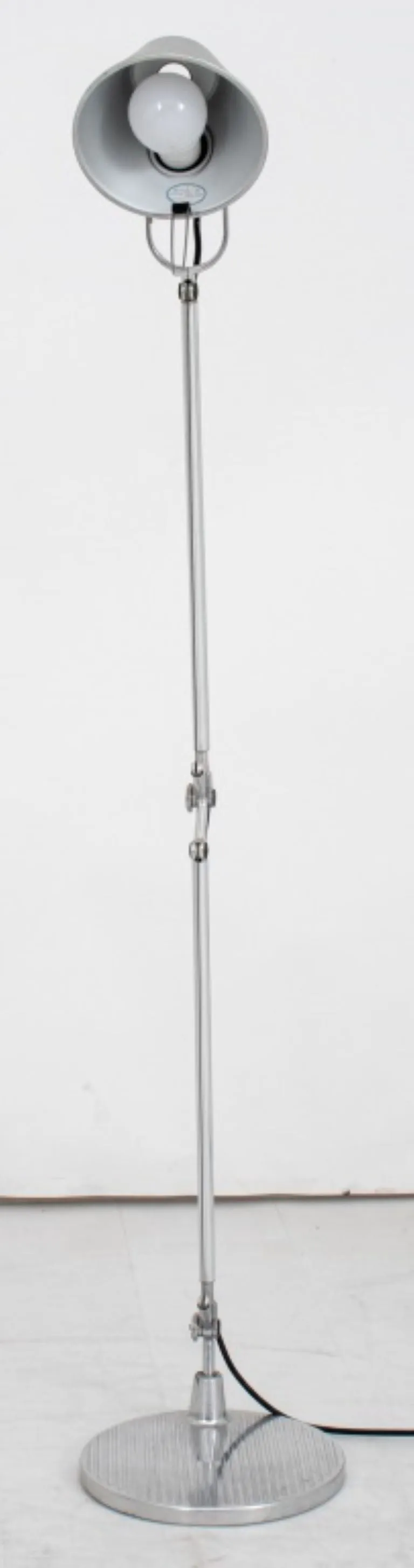 Atremide Tolomeo Aluminum Adjustable Desk Lamp